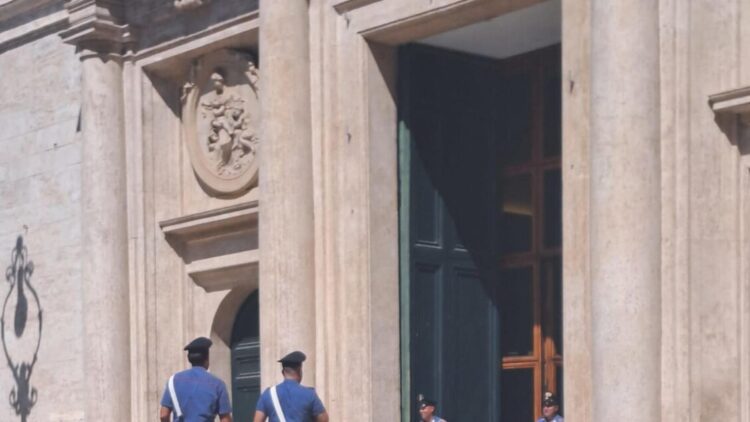 Furgiuele, Fontana fa il suo mestiere, non mi piego a sinistra