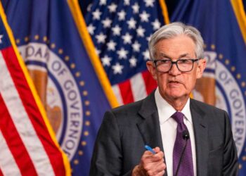 Fed sotto pressione: verso rinvio tagli con focus su indipendenza