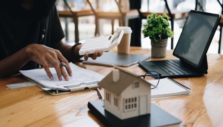 Immobiliare ben impostato. Un sopporto arriva dalla banca del Giappone