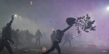 Meloni, a Torino colpito lo Stato, la magistratura faccia la sua parte (2)