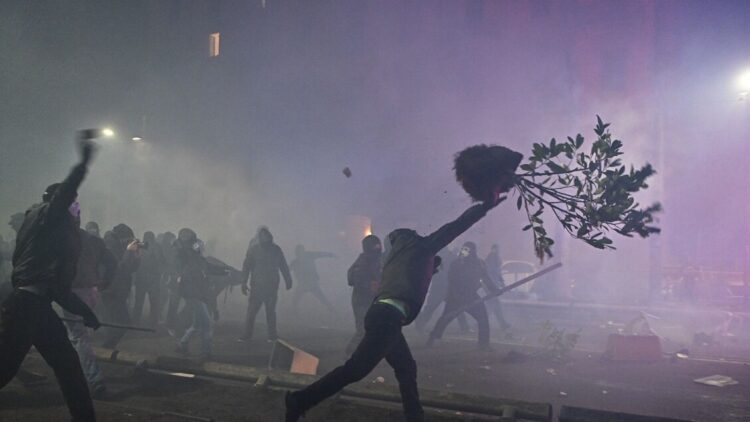 Meloni, a Torino colpito lo Stato, la magistratura faccia la sua parte (2)