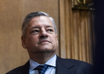 Netflix difende in Congresso la sua acquisizione di Warner