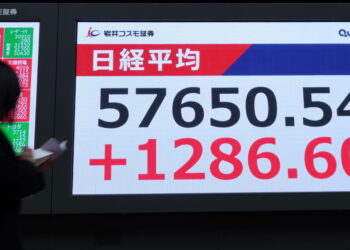 Borsa: Tokyo, apertura in forte rialzo (+3,70%)