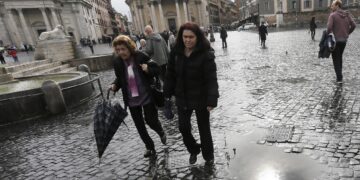 Il Nord verso la primavera sotto la neve, temporali al Sud