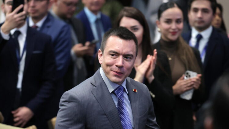 Ecuador, il presidente Noboa impone il coprifuoco in quattro province