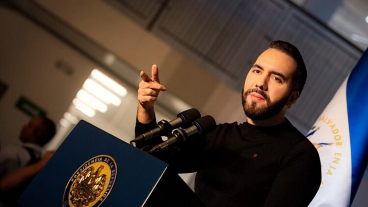 El Salvador, il presidente contro le Ong: ‘uccidono invece di proteggere’