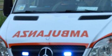 Napoli, auto investe e uccide 2 donne: fermato un uomo