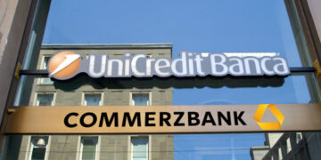 Unicredit lancia OPS su Commerzbank per superare la soglia del 30%