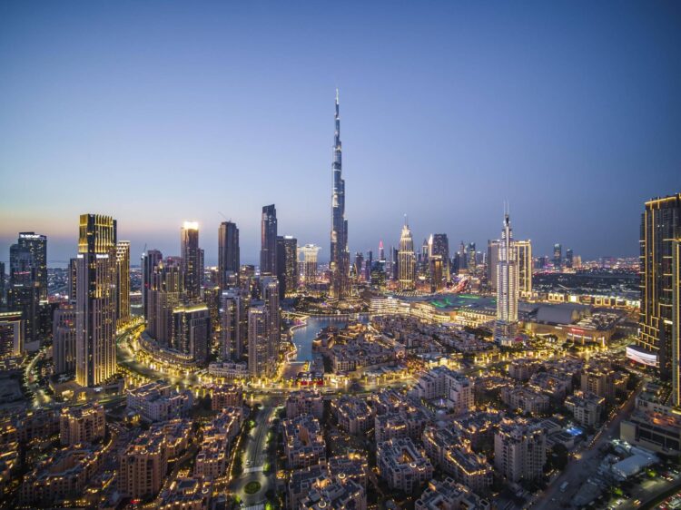 Crisi nel Golfo scuote il lusso, a rischio 6% ricavi totali del settore