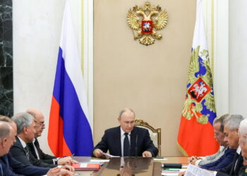 Putin promette rappresaglia per gli attacchi ucraini ai magazzini e-commerce