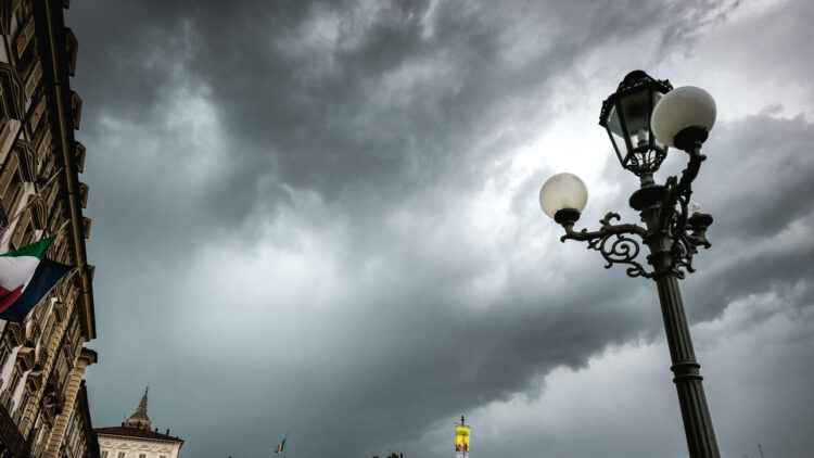‘Abusato in un parco a Torino’, la denuncia di un dodicenne