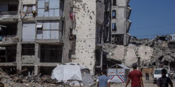 ++ Burnham, ‘al fianco di Israele ma azioni a Gaza a Cisgiordania ingiustificate’ ++